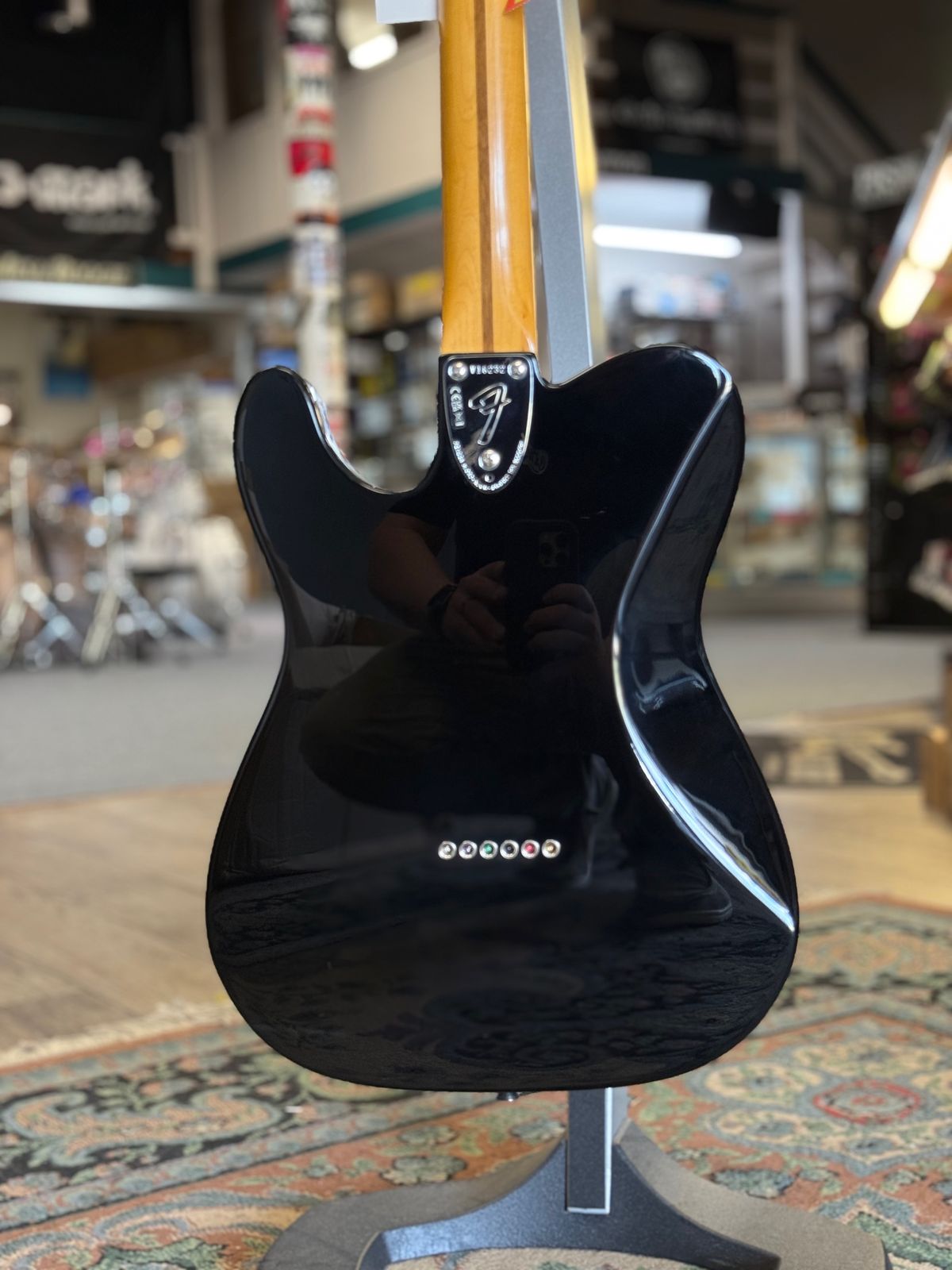 Fender American Vintage II 1975 Telecaster Deluxe, Black