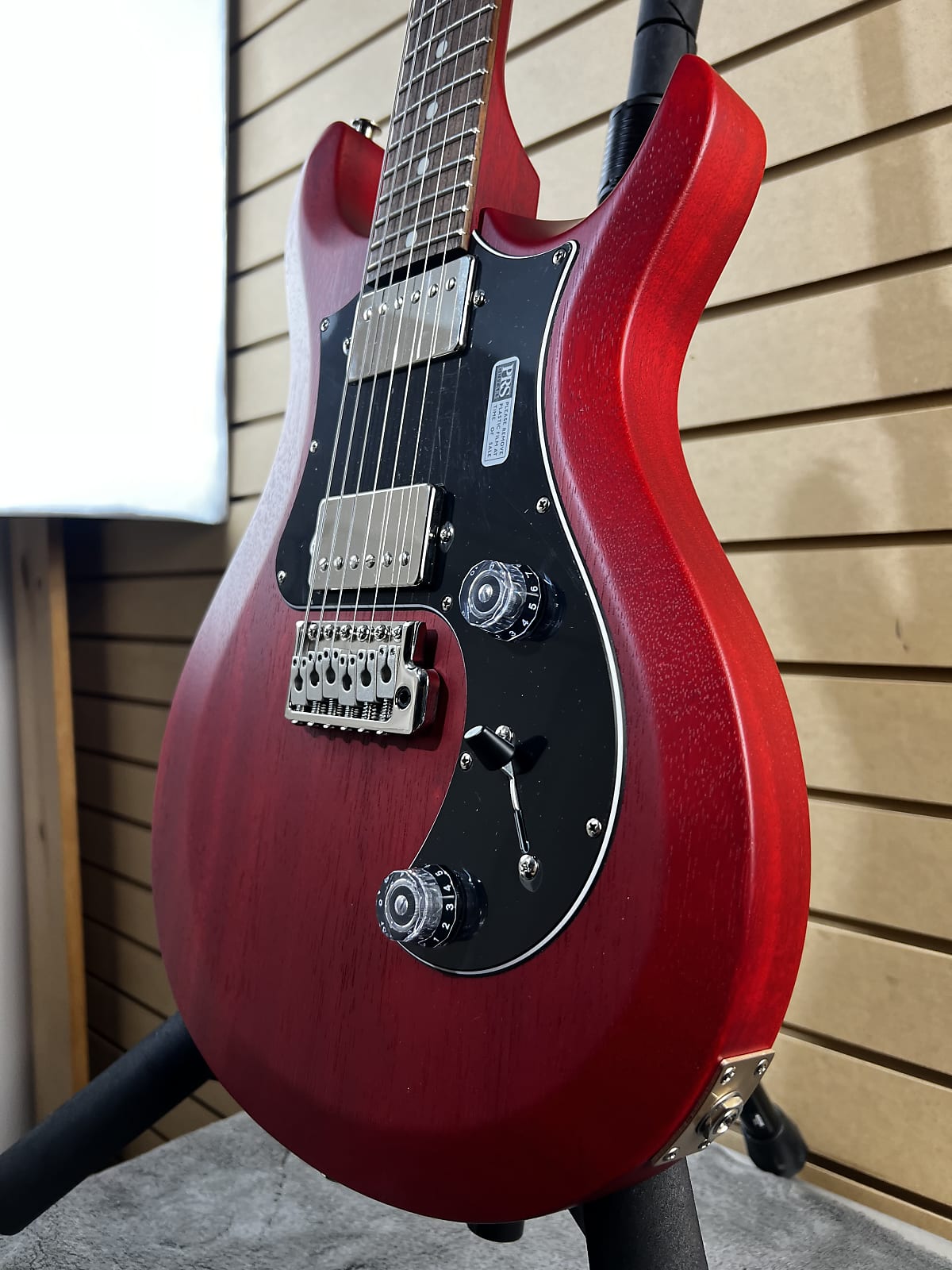 S2 Standard 24 - Vintage Cherry #413