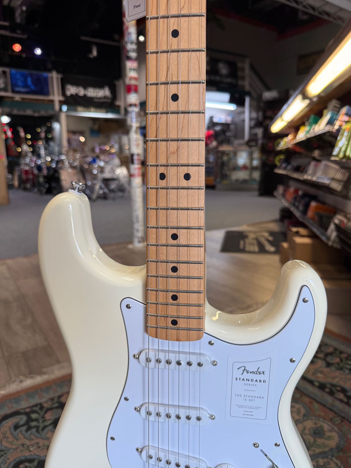 Fender Standard Stratocaster, Olympic White #239