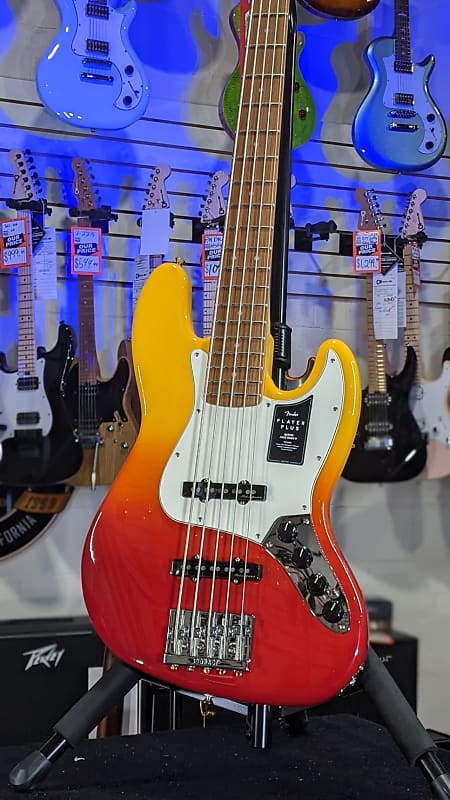 Fender Player Plus Active Jazz Bass V - Tequila Sunrise with Pau Ferro Fingerboard Auth Deal! 202