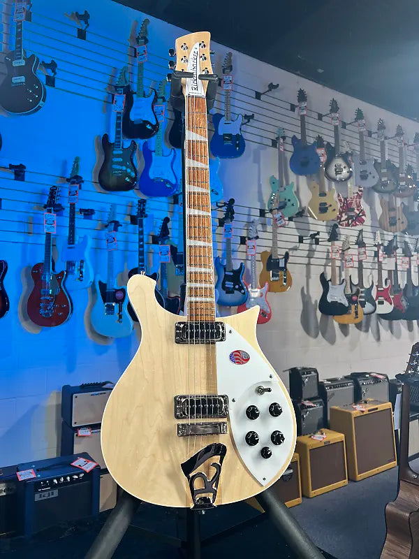 New Rickenbacker 620 Mapleglo Electric Guitar w Ric Case, 620MG 791