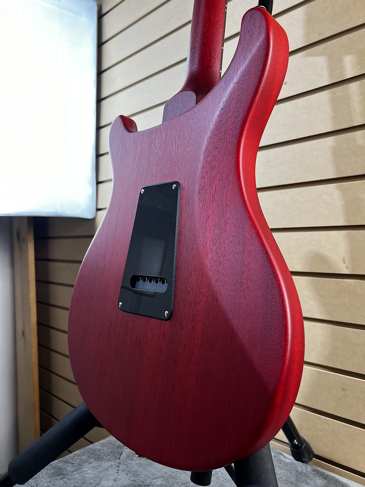 S2 Standard 24 - Vintage Cherry #413