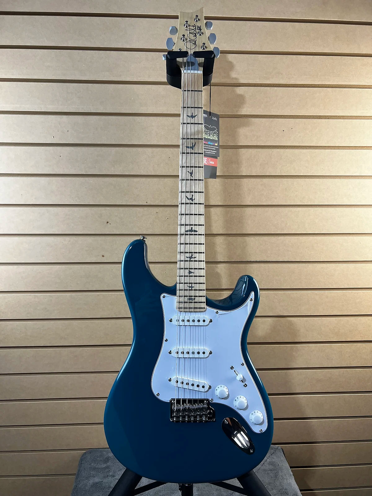 SE Silver Sky Electric Guitar - Nylon Blue #313