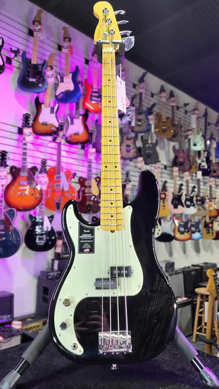 Fender American Professional II Precision Bass Left-handed - Black with Maple FB *FREE PLEK WITH PURCHASE* 713