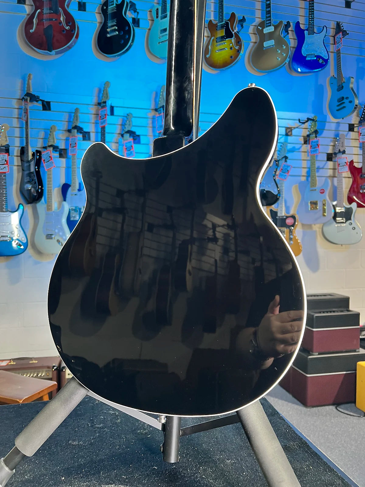 New Rickenbacker 360 Jetglo Electric Guitar w/ OHSCase, Free Ship, Auth Dealer 360JG 750