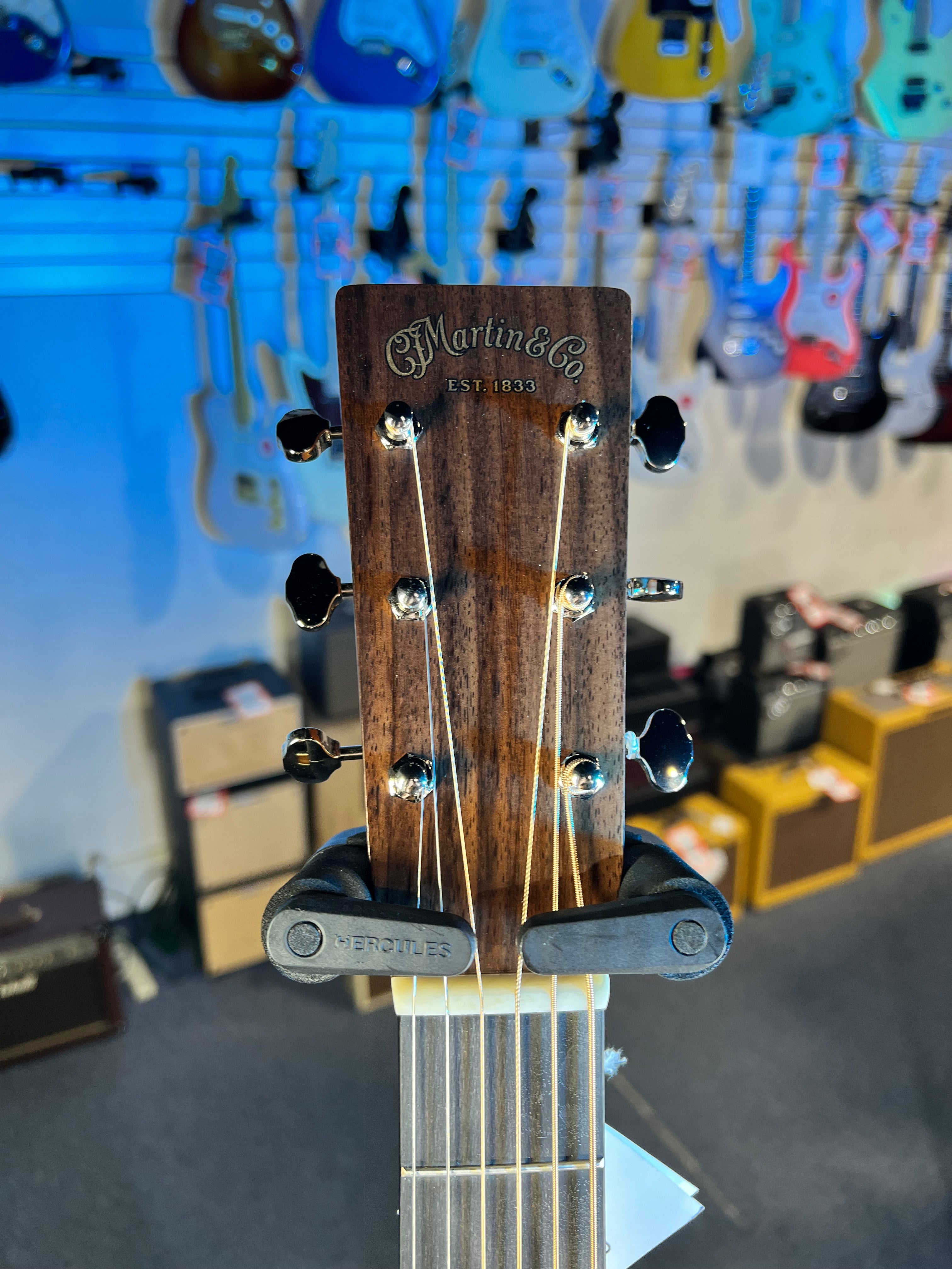 Martin HD-28L Lefty Standard Series Acoustic Guitar Natural with Aging Toner (2025) 466!