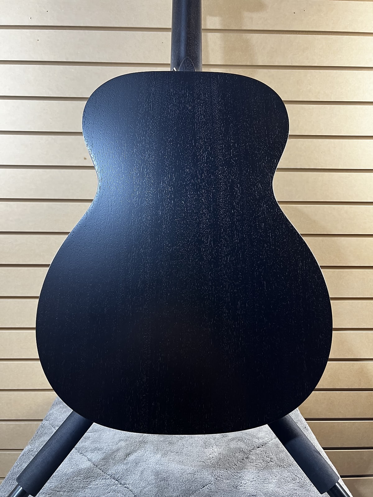 000-17E Acoustic-electric Guitar - Black Smoke #463