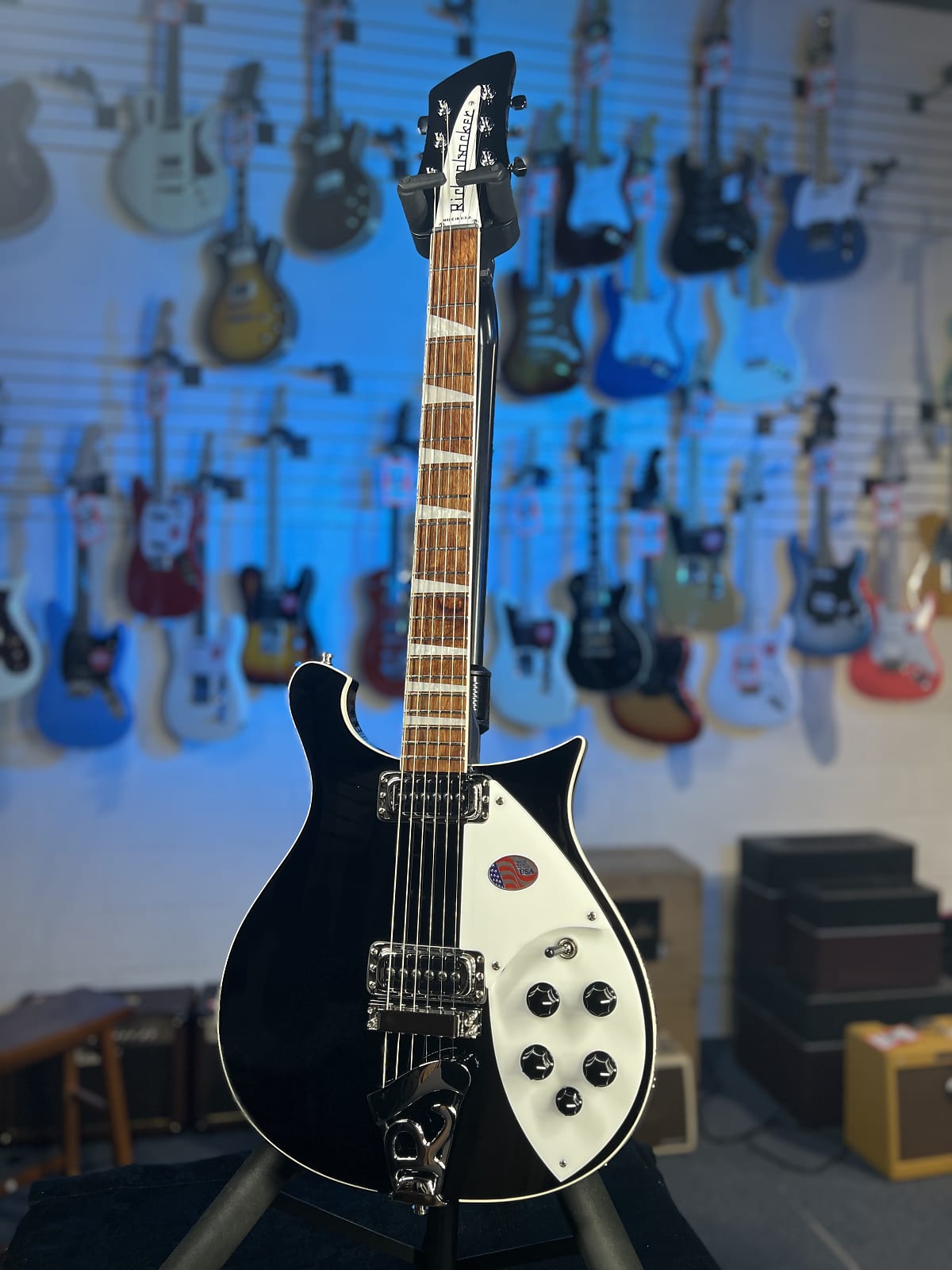 New Rickenbacker 620 Jetglo Electric Guitar w Ric Case, 620JG 726