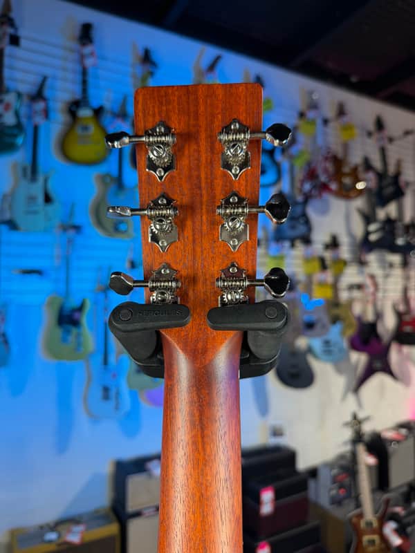 Eastman Guitars E1D Dreadnought Acoustic- Natural