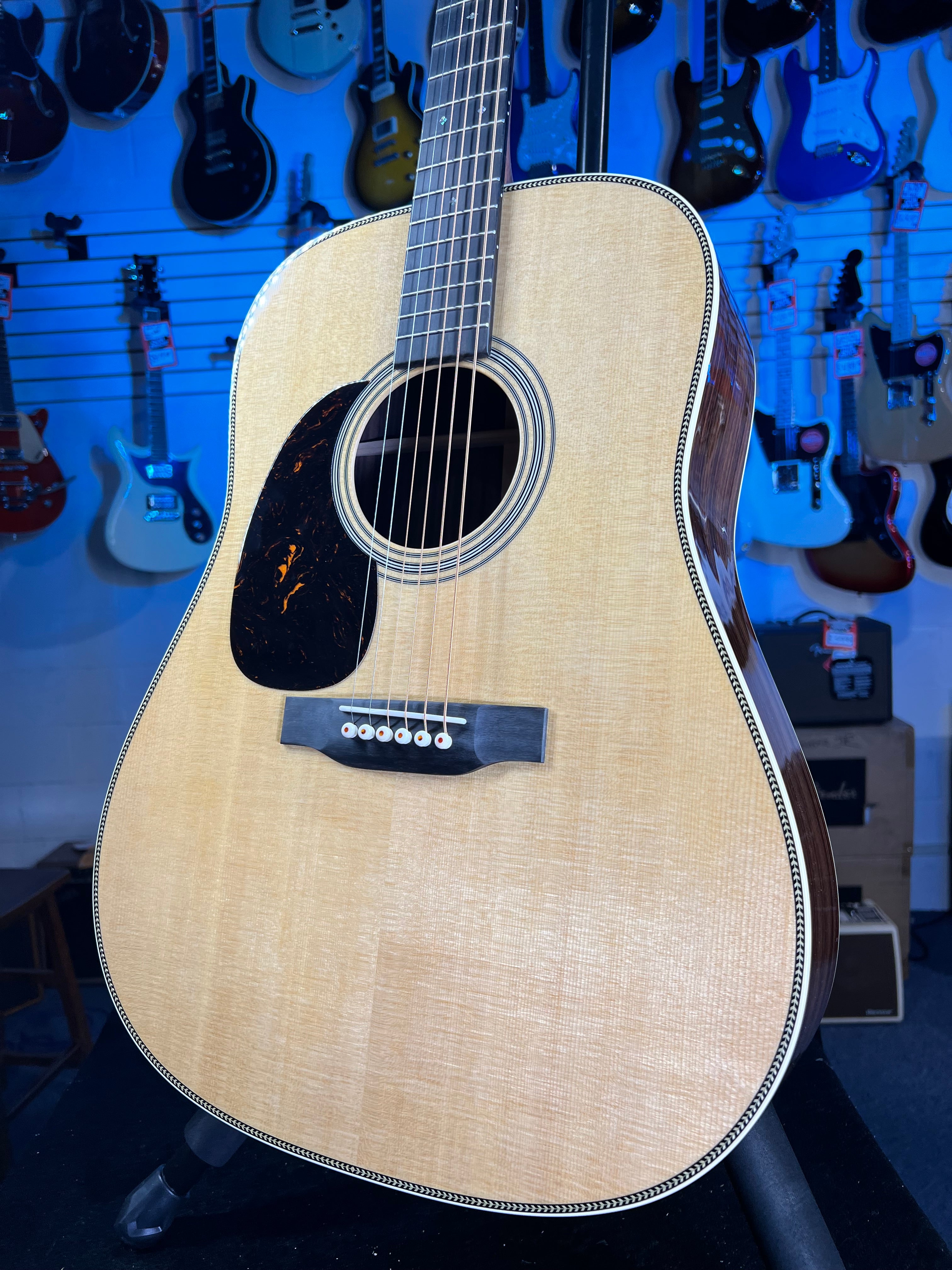 Martin HD-28L Lefty Standard Series Acoustic Guitar Natural with Aging Toner (2025) 466!