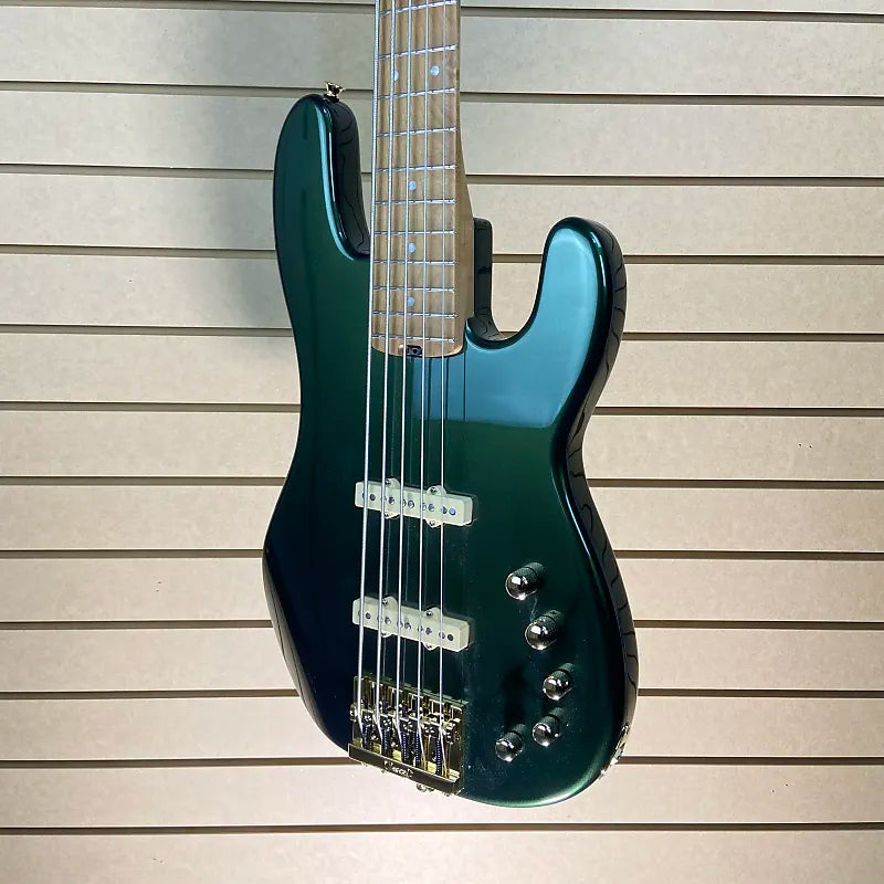 Pro-Mod San Dimas Bass JJ V - Lambo Green Metallic #040