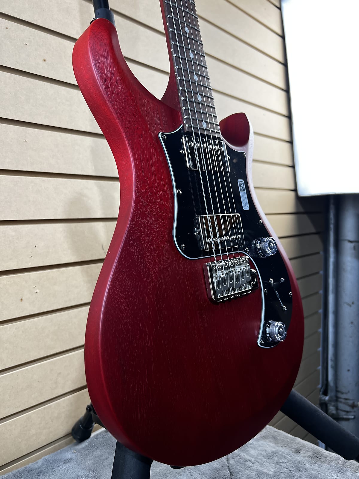 S2 Standard 24 - Vintage Cherry #413