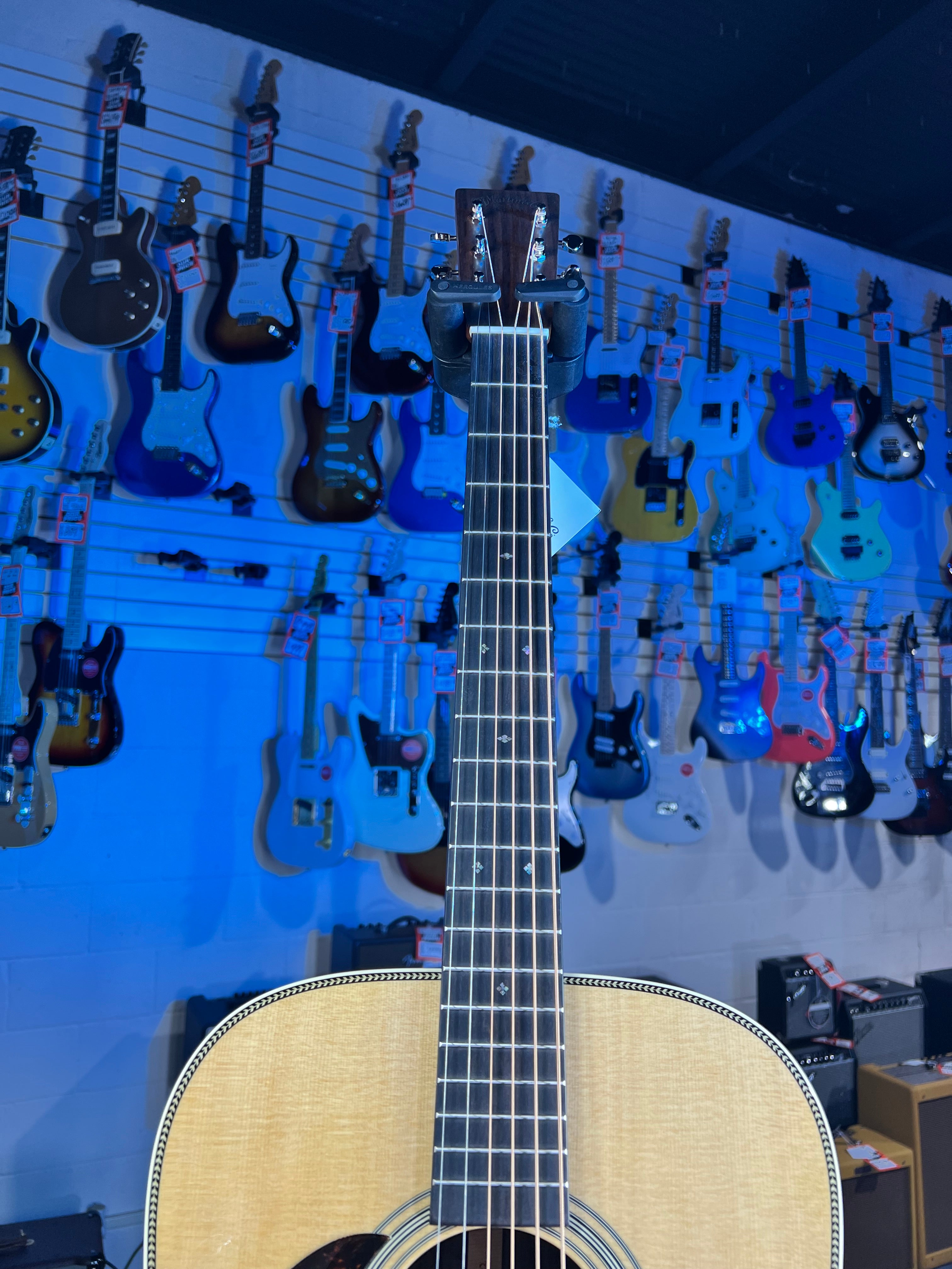 Martin HD-28L Lefty Standard Series Acoustic Guitar Natural with Aging Toner (2025) 466!