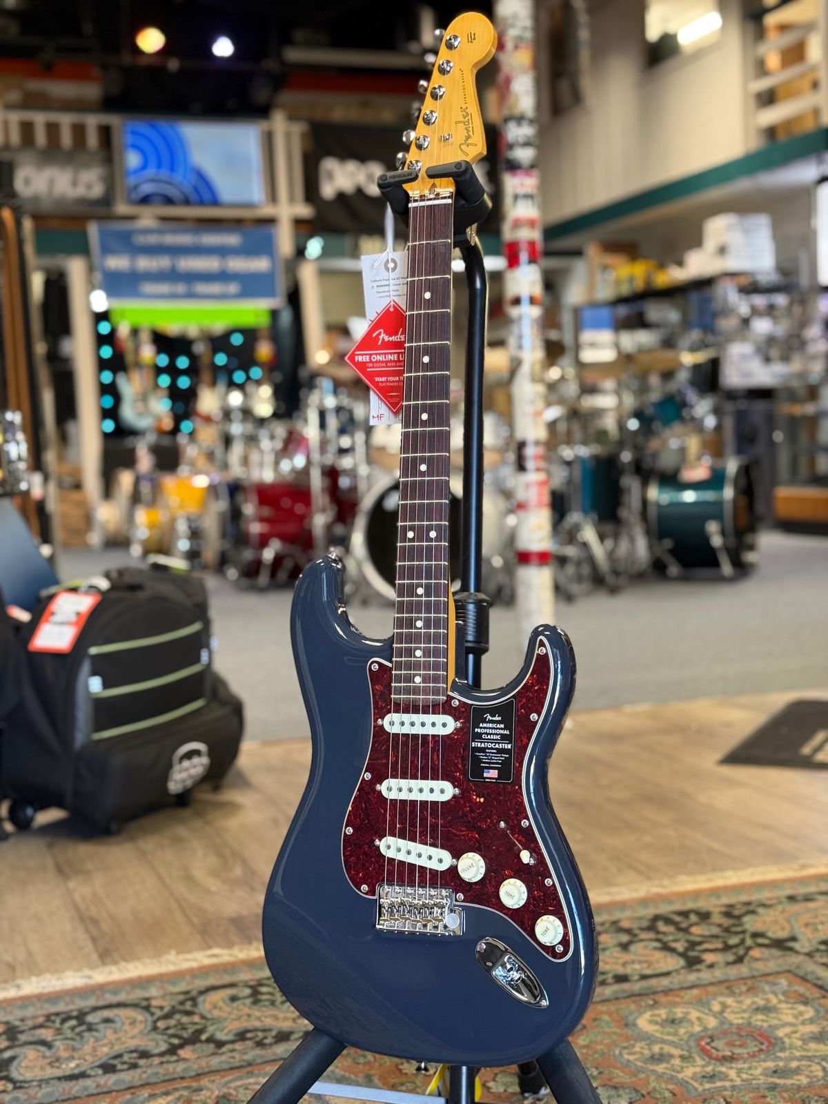 Fender American Professional Classic Stratocaster, Faded Black