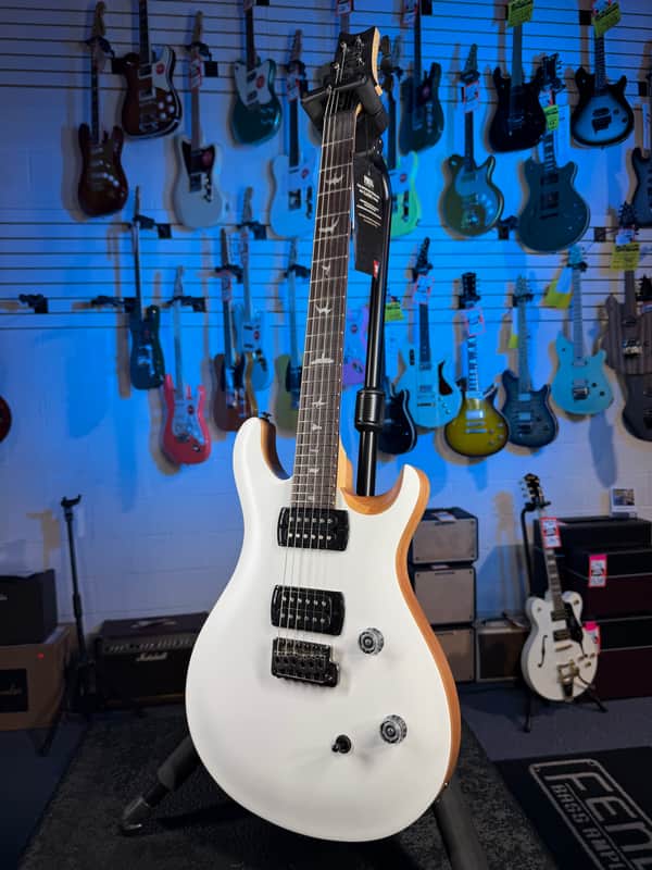 PRS SE CE 24 Satin - Flat White Top, C&M Exclusive - White