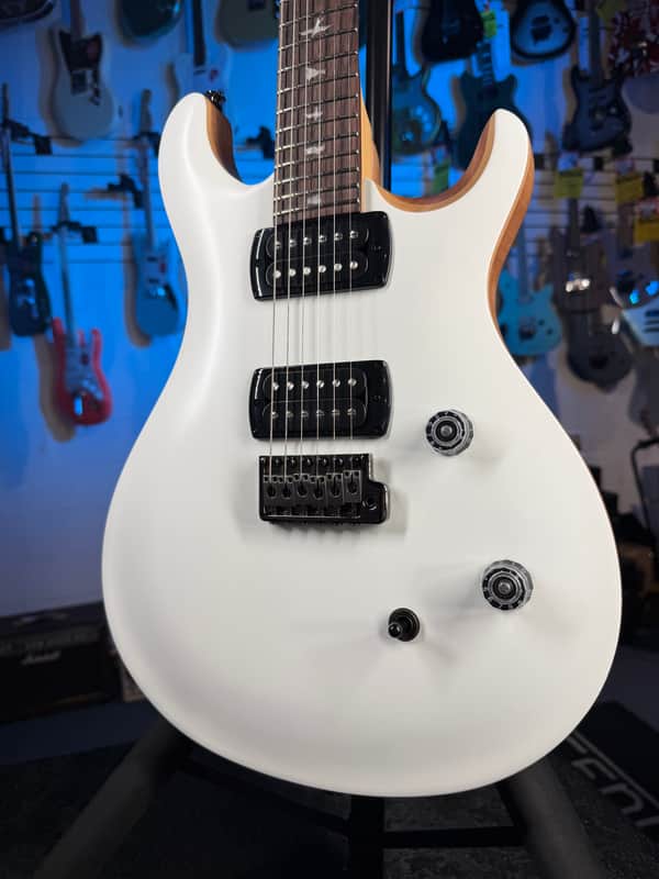 PRS SE CE 24 Satin - Flat White Top, C&M Exclusive - Black / Smoked Hardware, Free Plek & Setup # 828