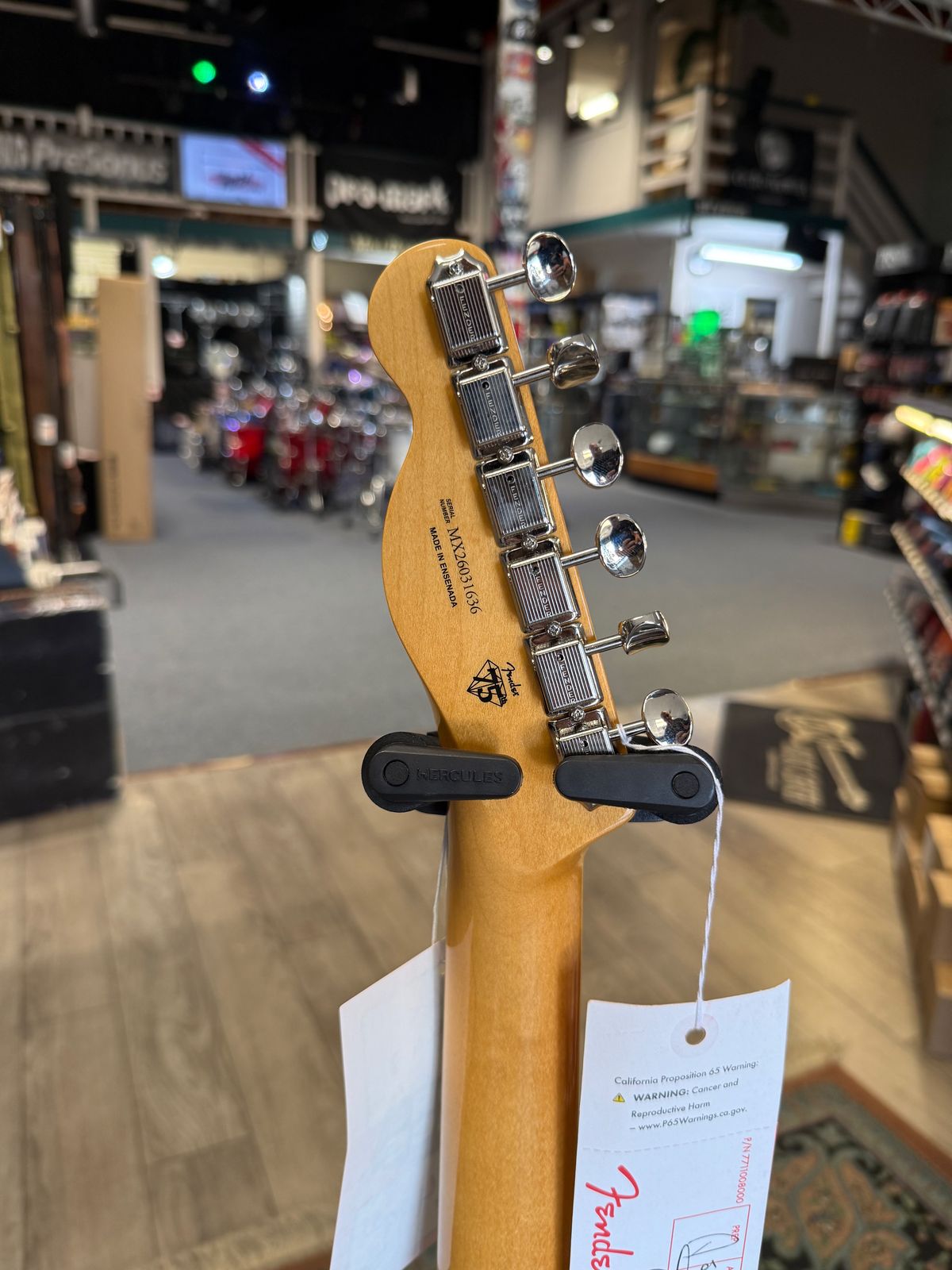 Fender Limited Edition Vintera III Early 60s Custom Telecaster 3 Color Sunburst