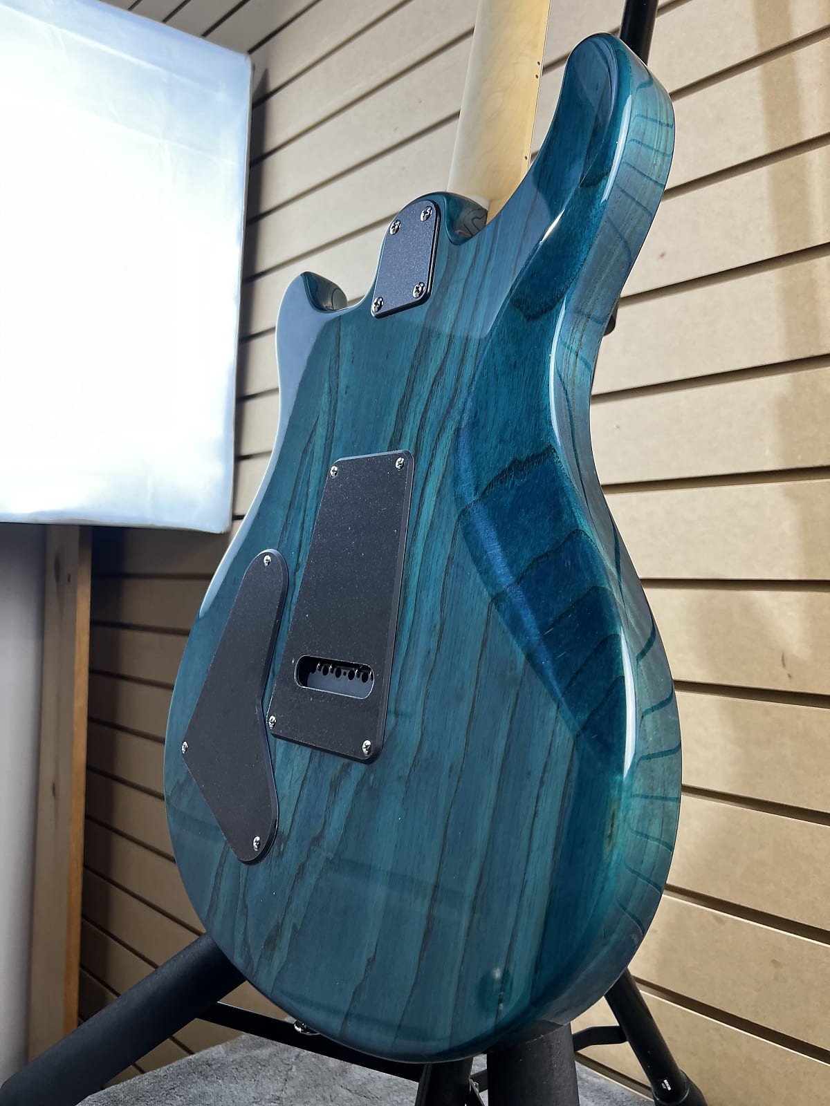 SE Swamp Ash Special Electric Guitar - Iris Blue #274