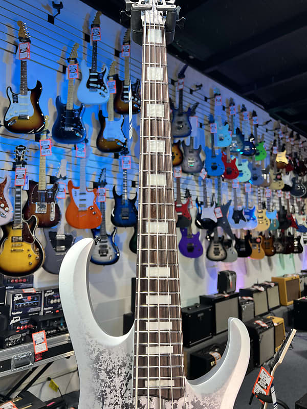 Ibanez 25th-anniversary BTB Standard 6-string Electric Bass - Silver Blizzard Matte GET PLEK'D! 988