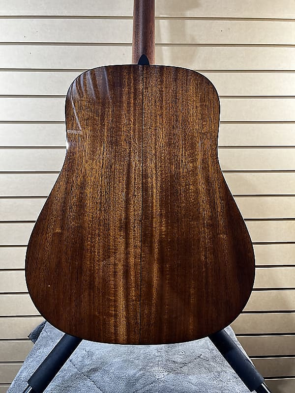 D-18 Left-handed Acoustic Guitar - Natural #072