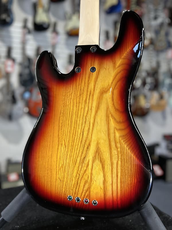 Lakland Skyline 44-64 Standard - 3-Tone Sunburst with Indian Laurel Fingerboard Authorized Deal! 403