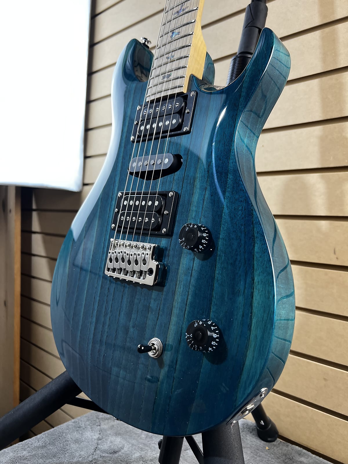 SE Swamp Ash Special Electric Guitar - Iris Blue #342