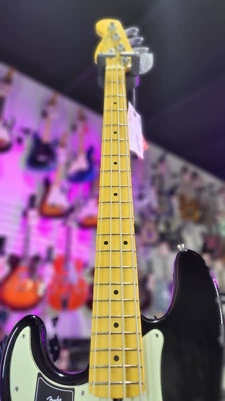 Fender American Professional II Precision Bass Left-handed - Black with Maple FB *FREE PLEK WITH PURCHASE* 713