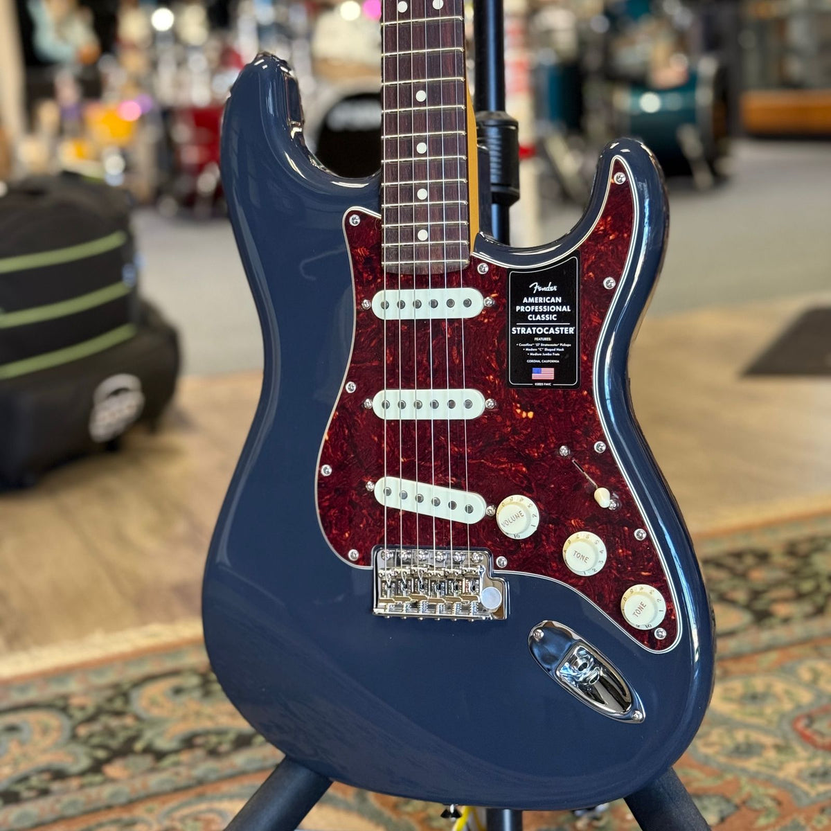 Fender American Professional Classic Stratocaster, Faded Black