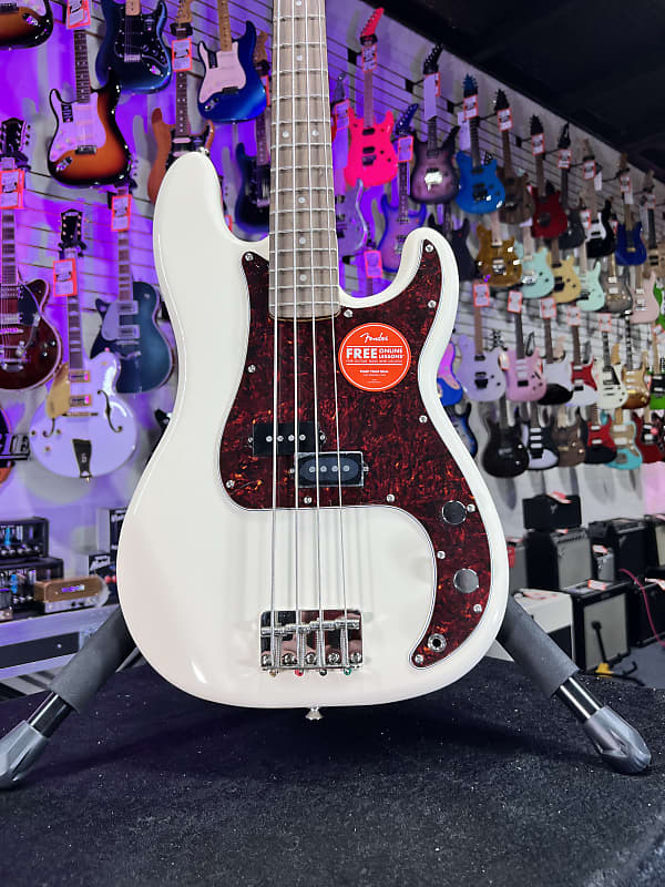 Squier Classic Vibe '60s Precision Bass - Olympic White *FREE PLEK WITH PURCHASE*! 055