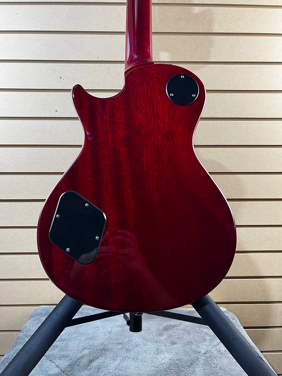 New R & D S2 Singlecut McCarty 594 New Carve - Scarlet #335