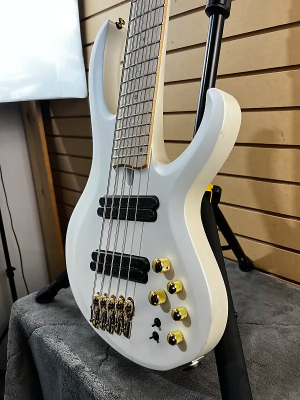 BTB Bass Workshop Multi-scale 5-string Electric Bass - Pearl White Matte #818