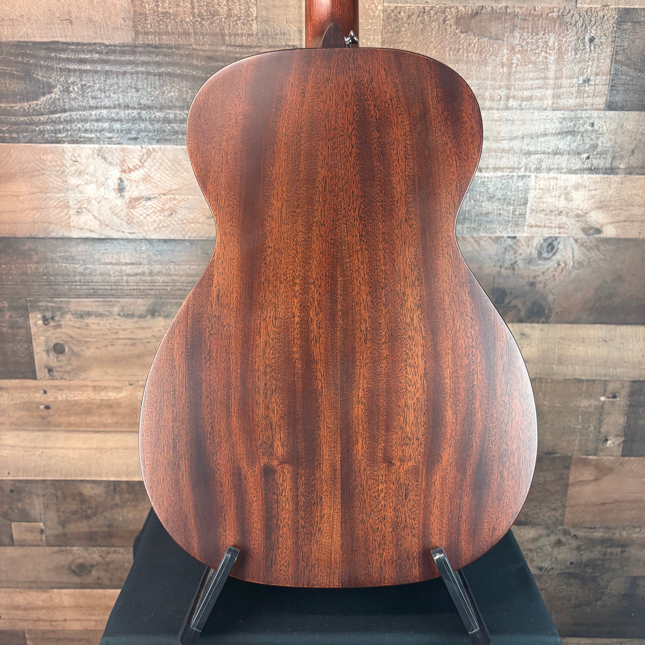 Martin Left-Handed 0-10E Retro Jason Isbell Natural
