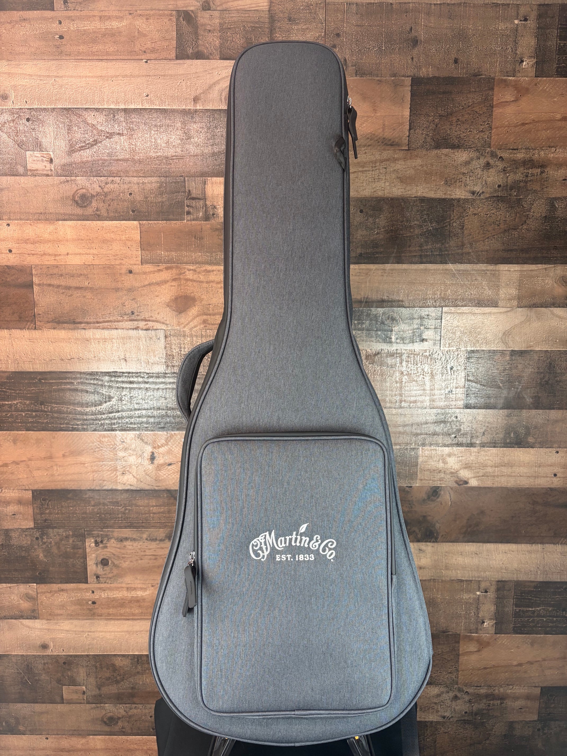 Martin Left-Handed 0-10E Retro Jason Isbell Natural