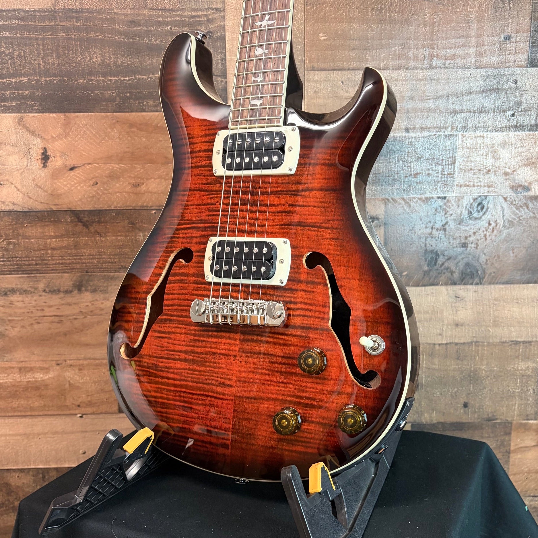 PRS SE Flat Back Hollowbody I Piezo Orange Tiger Smokeburst