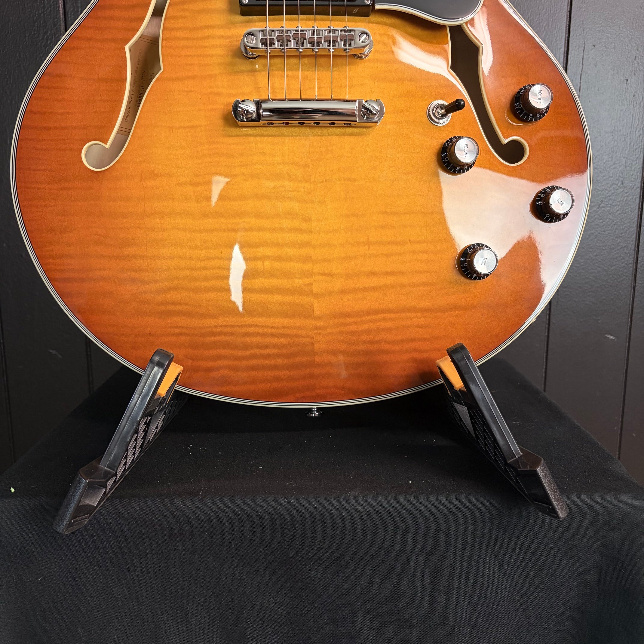 Eastman T486-GB Thinline Semi-Hollowbody Goldburst