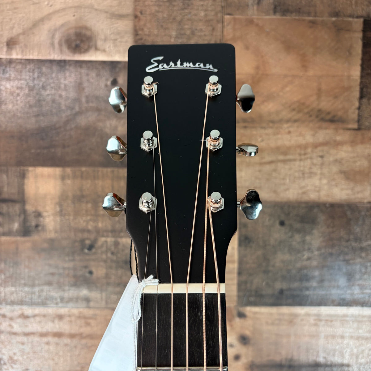 Eastman E1DL Left Handed Acoustic Guitar