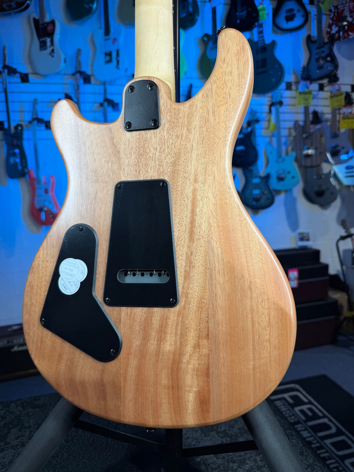 PRS SE CE 24 Satin - Flat White Top, C&M Exclusive - Black / Smoked Hardware # 555