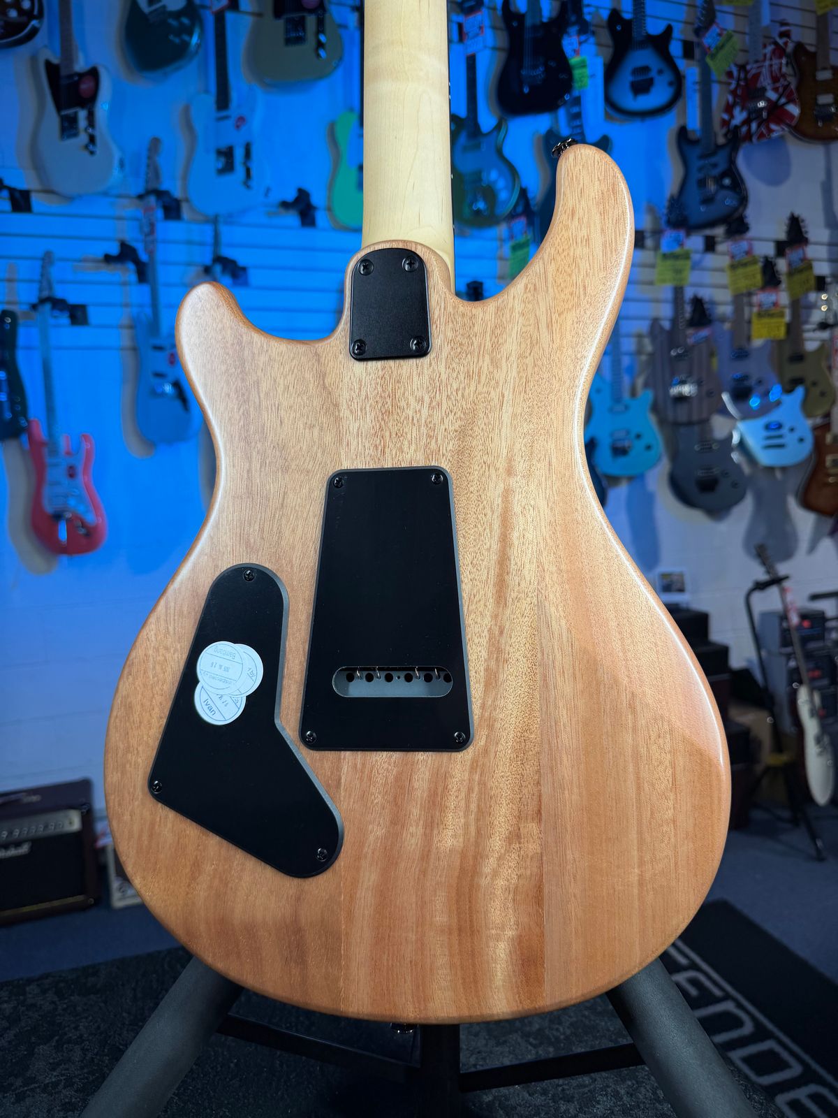 PRS SE CE 24 Satin - Flat White Top, C&M Exclusive - Black / Smoked Hardware # 555
