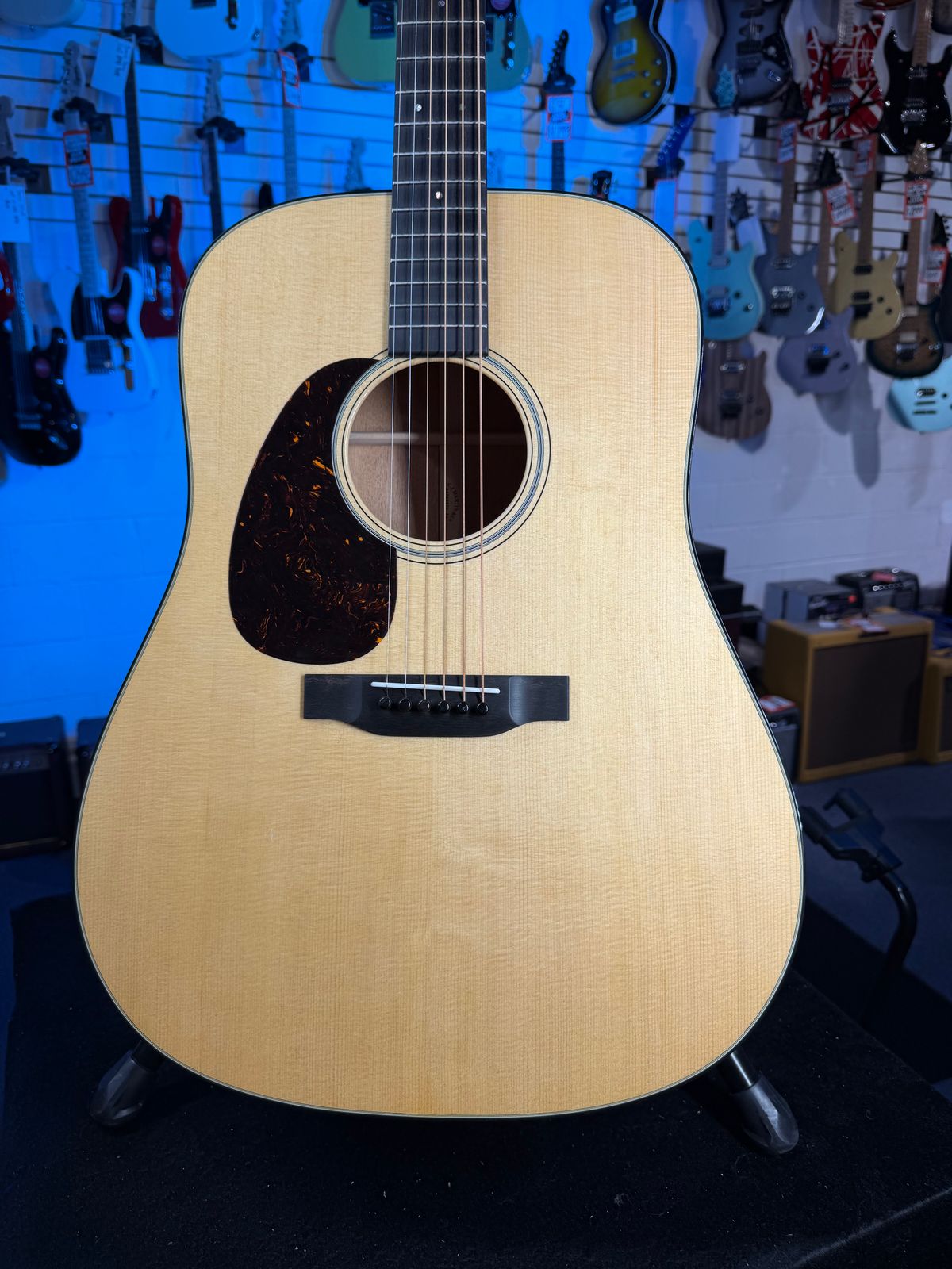 Martin Super D-18 Left-Handed Natural