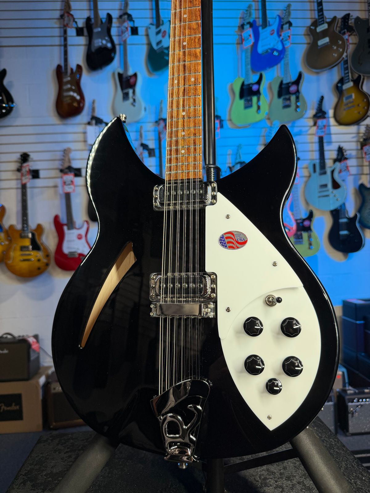 Rickenbacker 330/12 Jetglo