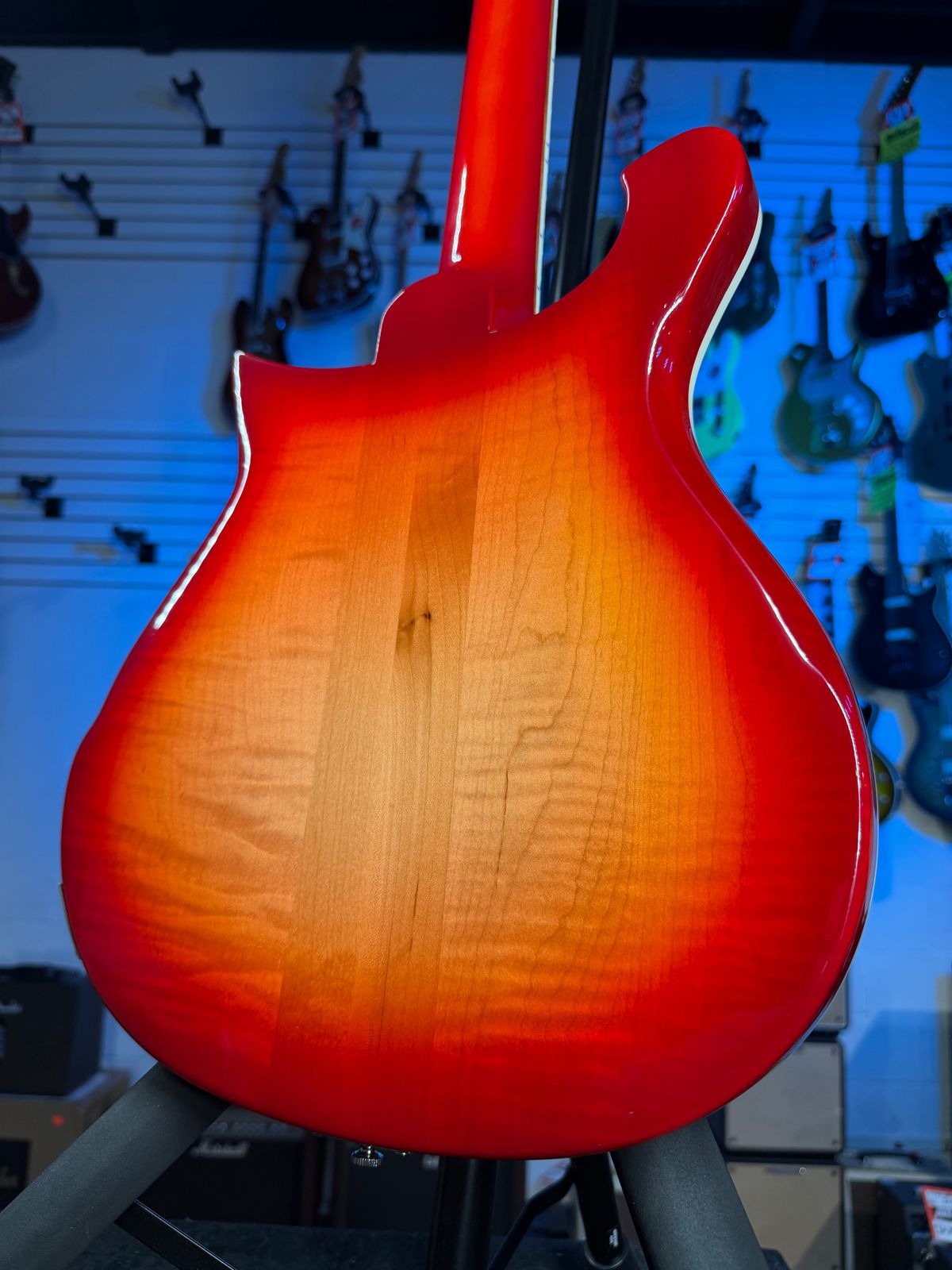 Rickenbacker 660 Fireglo
