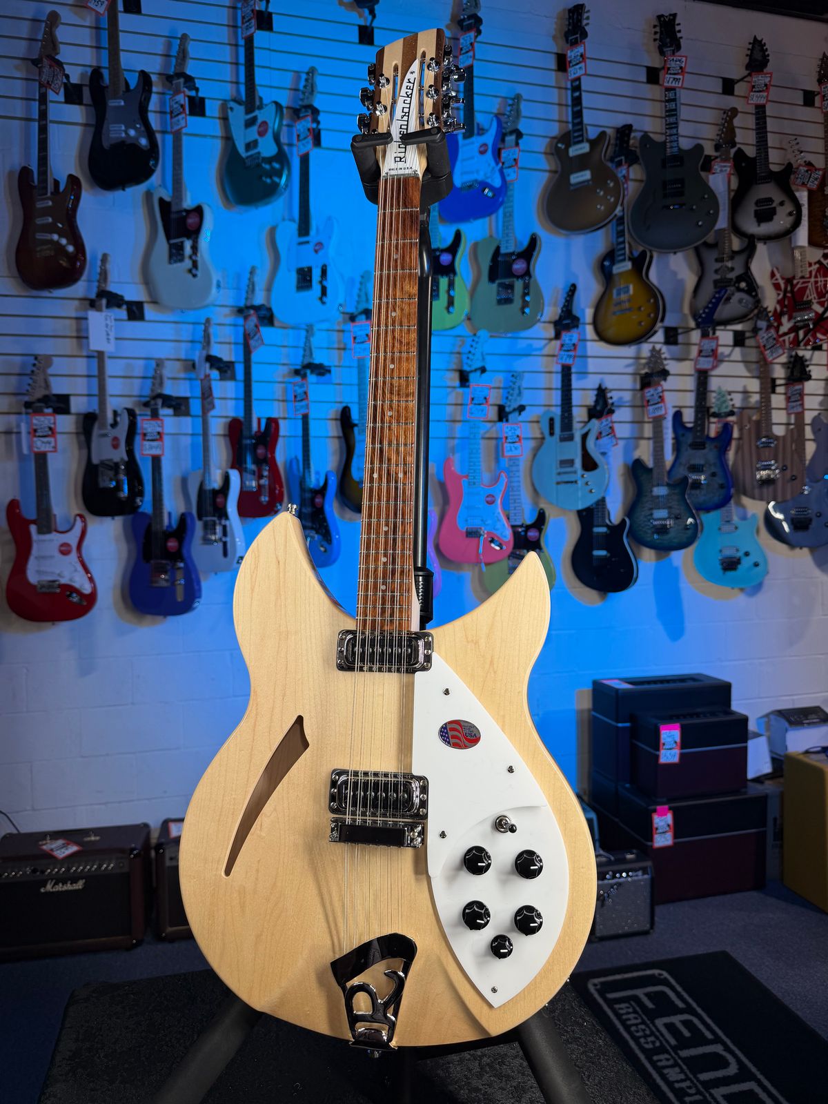 Rickenbacker 330/12 Mapleglo