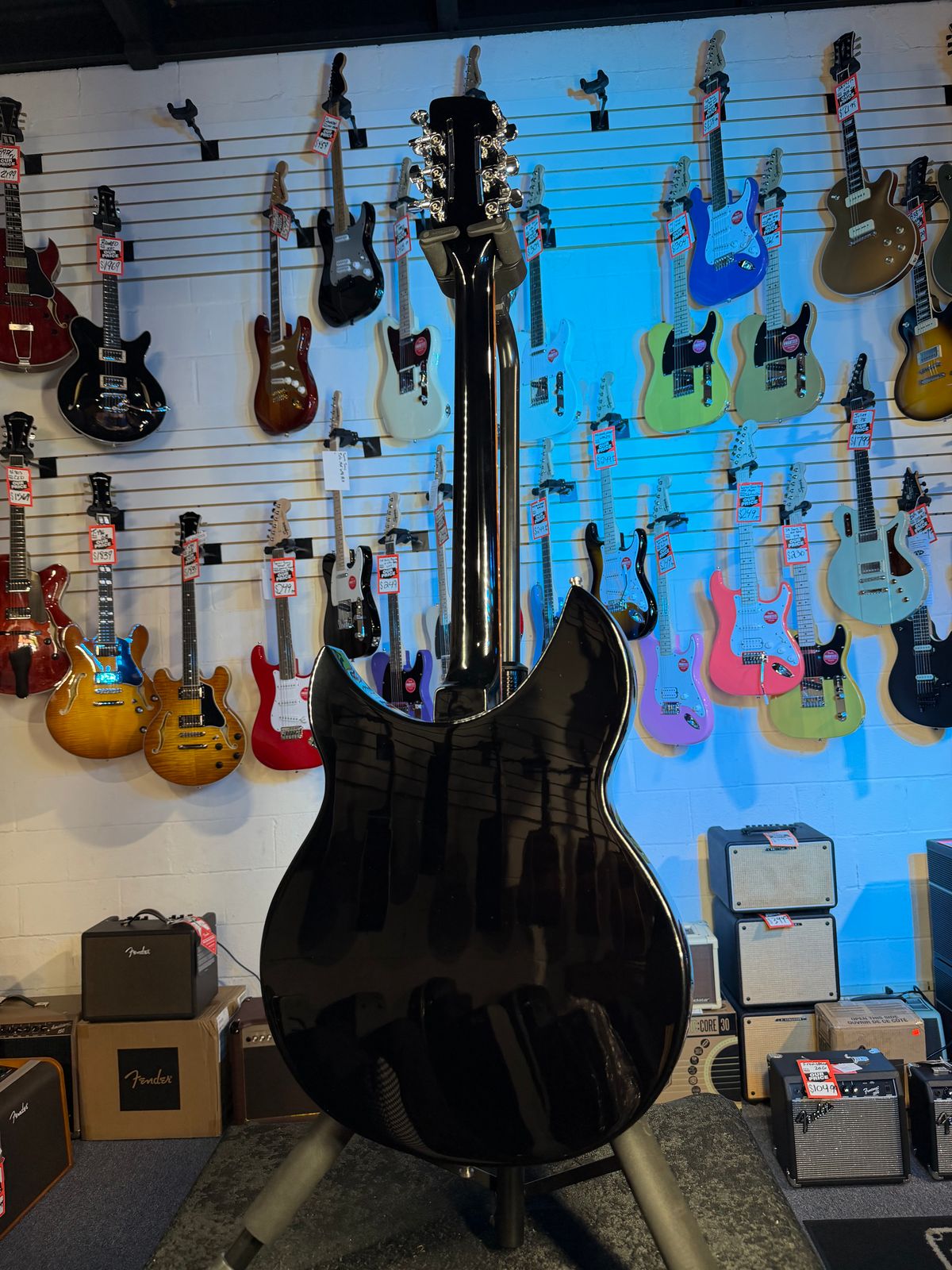 Rickenbacker 330/12 Jetglo
