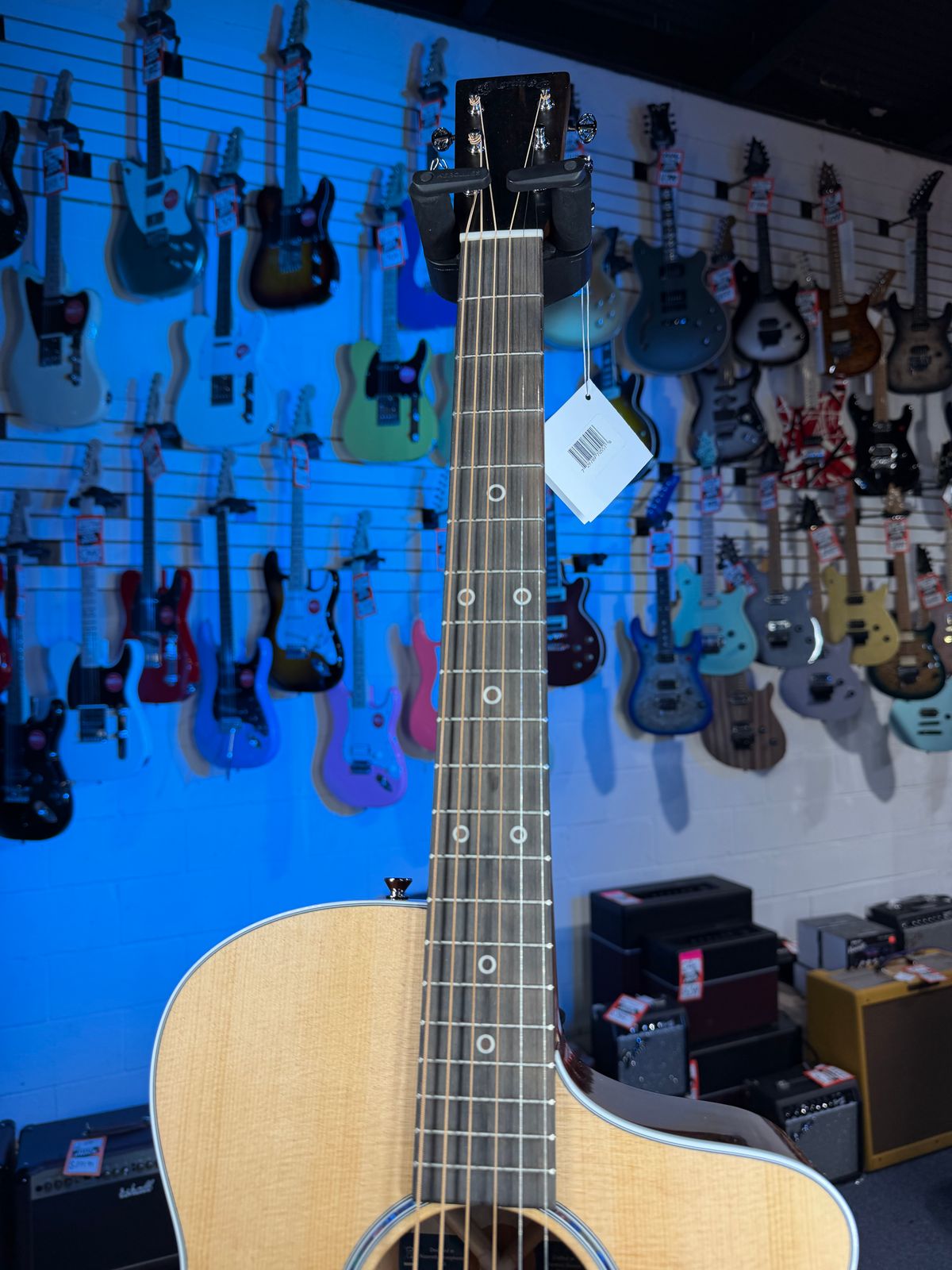 Martin Road Series SC-13E Natural