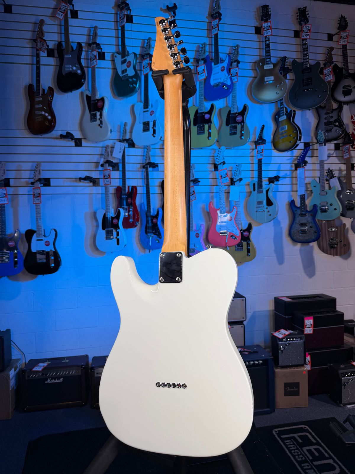 Used Suhr Alt T w Rosewood - Fretboard, Olympic White, w Suhr Bag
