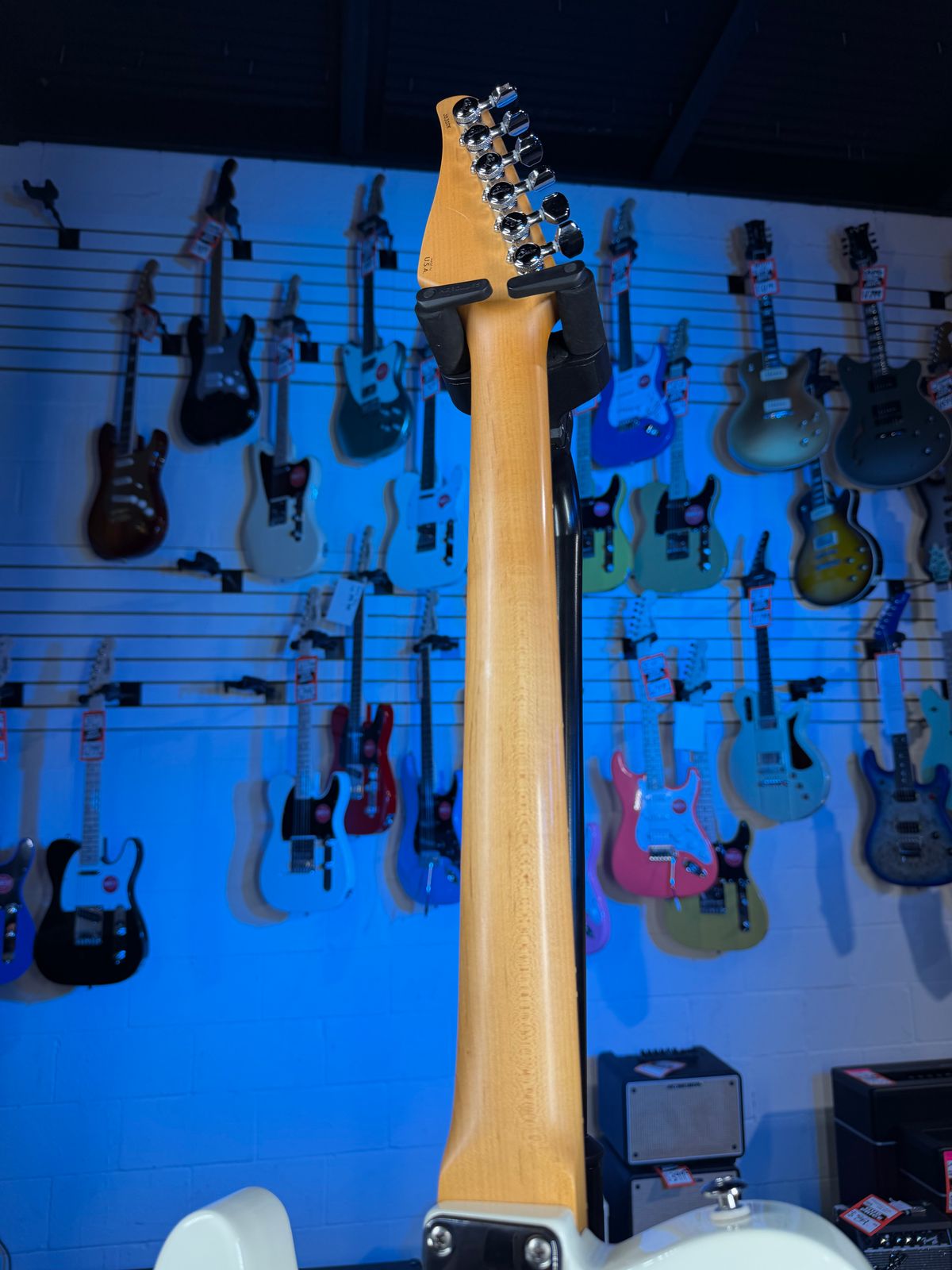 Used Suhr Alt T w Rosewood - Fretboard, Olympic White, w Suhr Bag