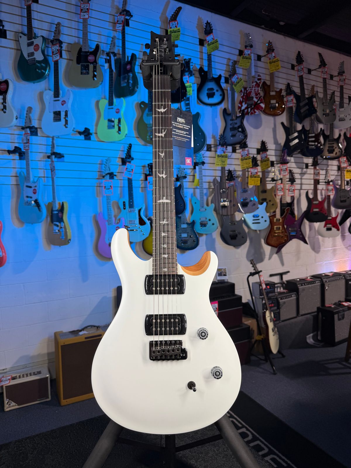 PRS SE CE 24 Satin - Flat White Top, C&M Exclusive - Black / Smoked Hardware # 555