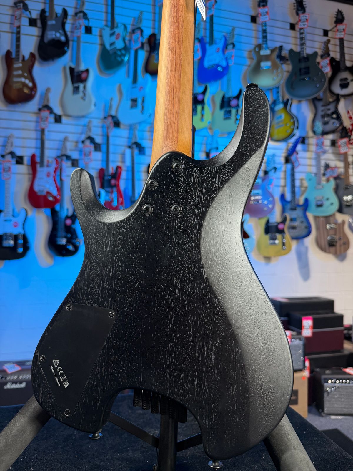 banez QX52B Weathered Black