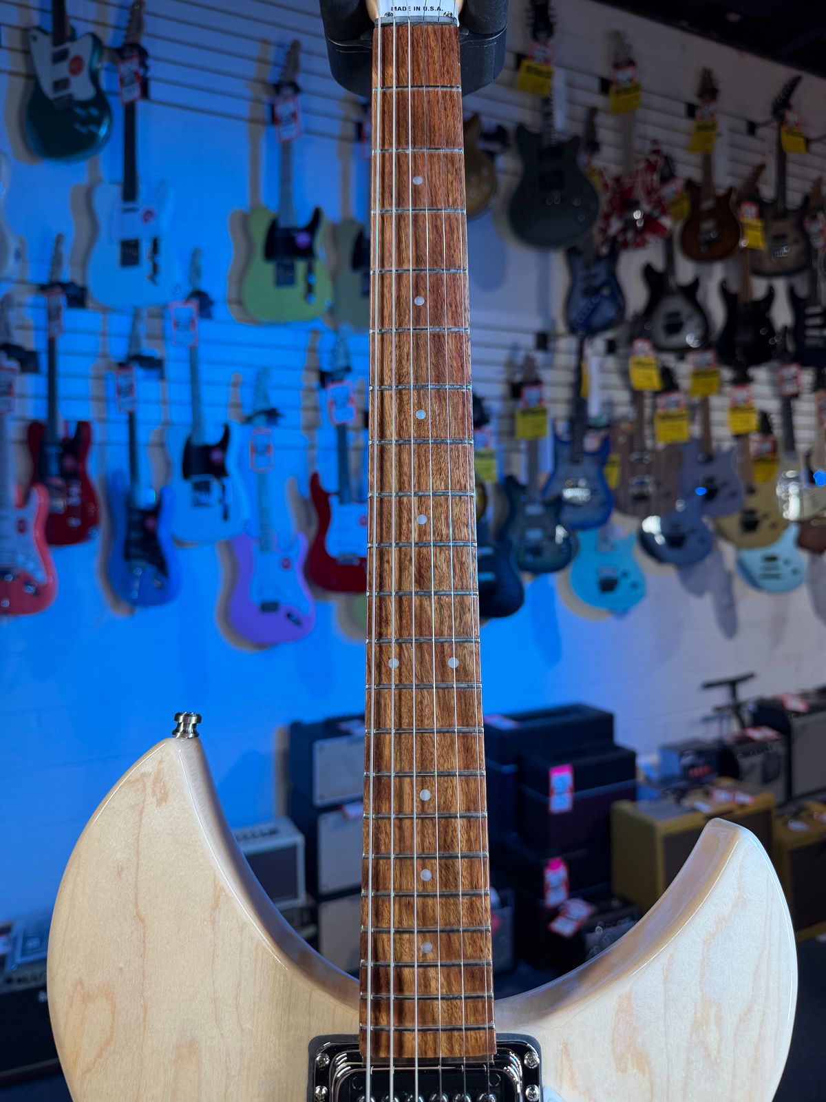 Rickenbacker 330 Mapleglo