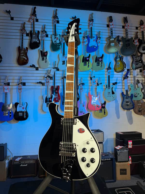 Rickenbacker 620JG Jetglo